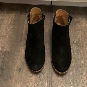 Black Lucky Brand booties